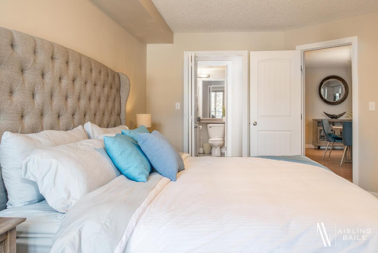 Rustic Modern 2 Bed 2 Bath With Lakeview Pool And Hot Tub Invermere Bagian luar foto